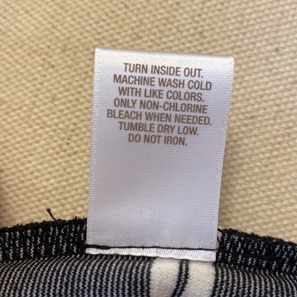 Gently Used black and white striped CB Established in 1962 midi skirt - Picture 6 of 7